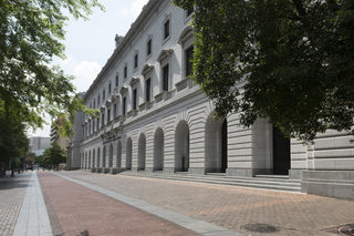 A Federal Law Lets You Buy a Rifle Out of State In Person. Not a Handgun. The Fifth Circuit Just Heard Why.